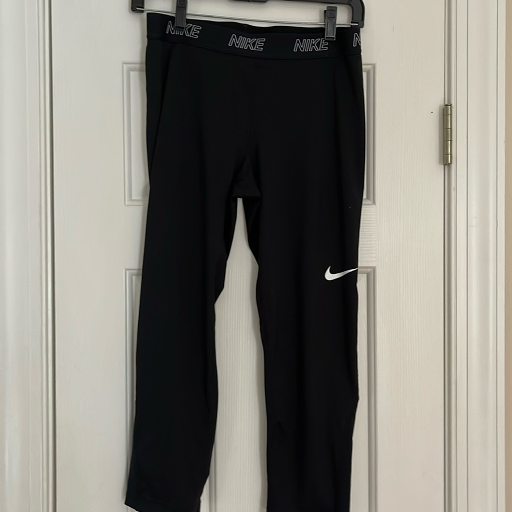 NIKE compression leggings